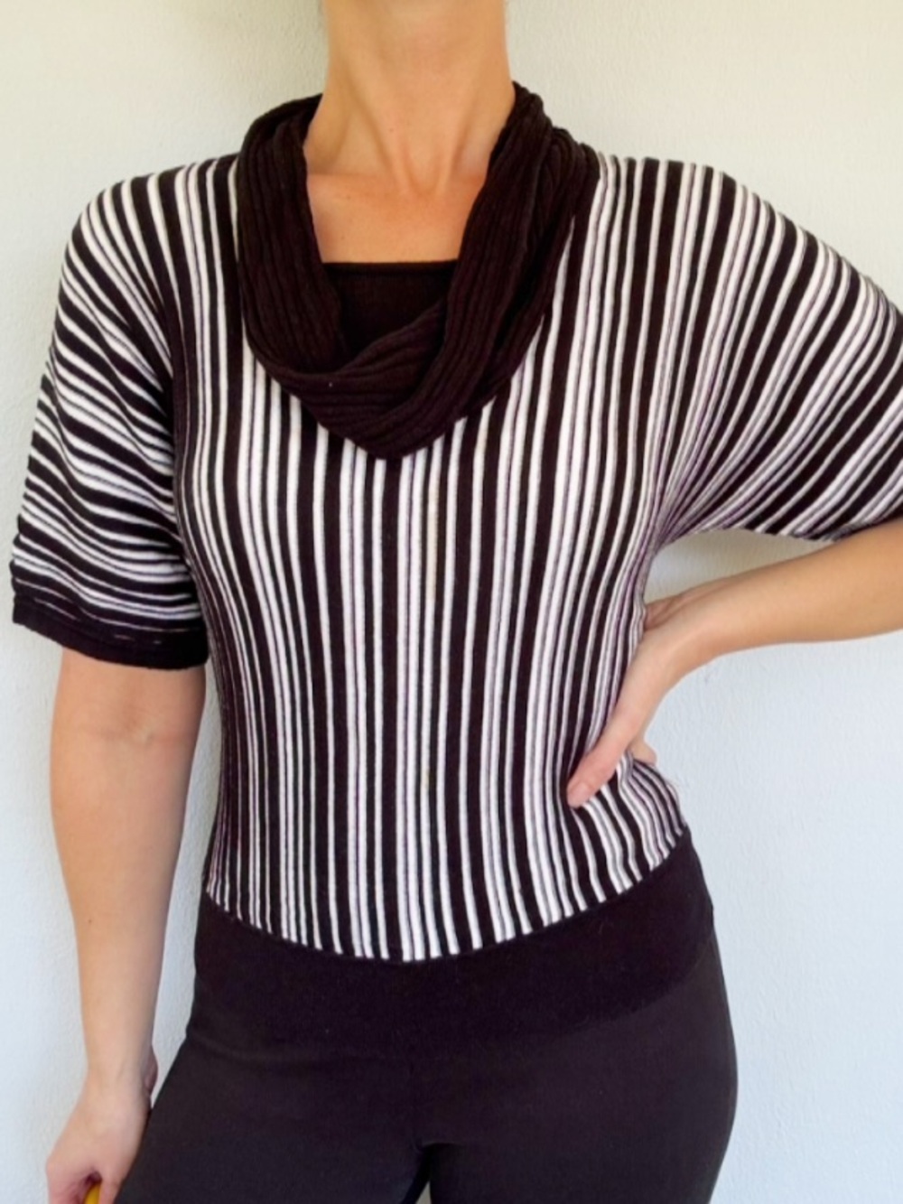 Evan Picone Petite black white ribbed stripe print cowl neck sweater size medium